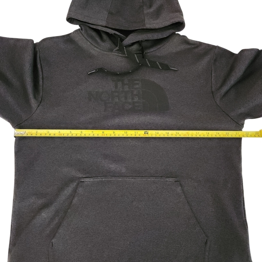 The North Face Men’s Heathered Charcoal Logo Fleece Pullover Hoodie M - like new - Picture 12 of 13